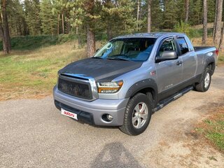 2010 Toyota Tundra Double Cab II, серебристый, 2300000 рублей, вид 1