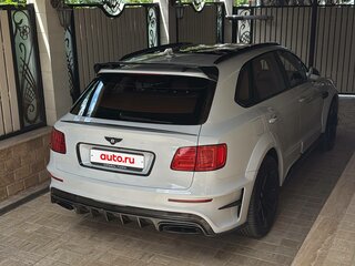 2016 Bentley Bentayga I, белый, 12955000 рублей, вид 3