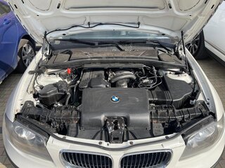 2009 BMW 1 серии 116i I (E81/E82/E87/E88) Рестайлинг, белый, 750000 рублей, вид 2