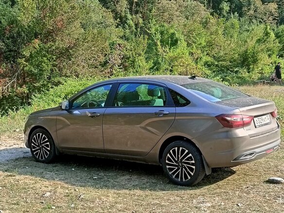 2024 Lada (ВАЗ) Aura, коричневый, 1700000 рублей - вид 4