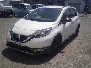 2019 Nissan Note e-Power II Рестайлинг, белый, 1480000 рублей, вид 1
