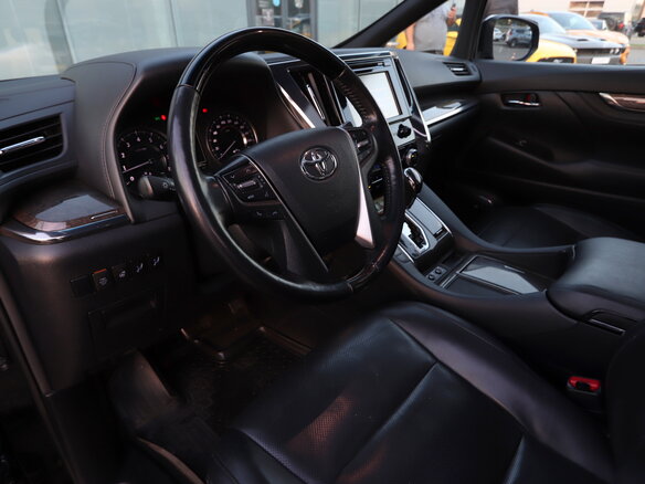 2019 Toyota Alphard III Рестайлинг, чёрный, 5400000 рублей - вид 7