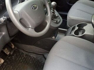 2011 Kia Carens II (UN), чёрный, 1500000 рублей, вид 5