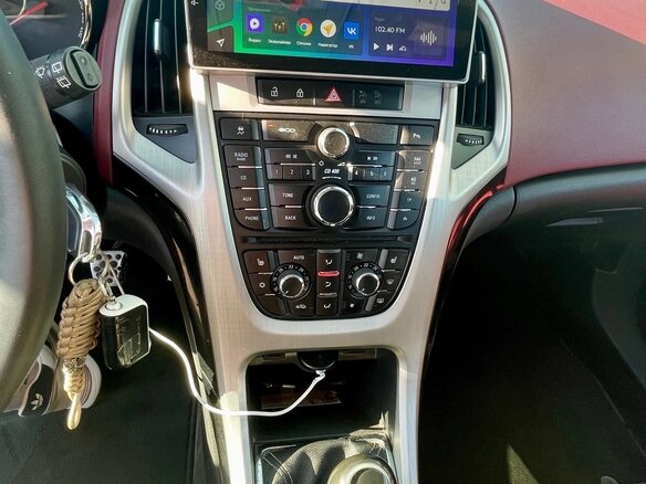2011 Opel Astra GTC J Рестайлинг, белый, 780000 рублей - вид 12