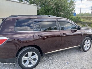 2012 Toyota Highlander II (XU40) Рестайлинг, пурпурный, 1900000 рублей, вид 2