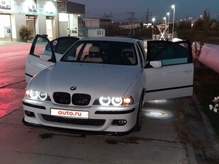 1999 BMW 5 серии 520i IV (E39), белый, 850000 рублей, вид 3