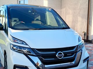 2018 Nissan Serena S-Hybrid V (C27), белый, 2100000 рублей, вид 4