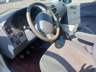 2000 Toyota HiAce XH10, белый, 650000 рублей, вид 5