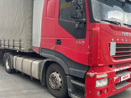 2008 Iveco Stralis, красный, 1450000 рублей, вид 2