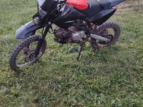 2024 Regulmoto Seven 125E, красный, 65000 рублей, вид 3