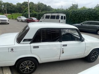 2004 Lada (ВАЗ) 2107, белый, 75000 рублей, вид 3