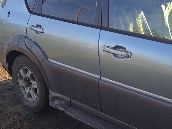 2001 SsangYong Rexton I, серый, 460000 рублей - вид 4