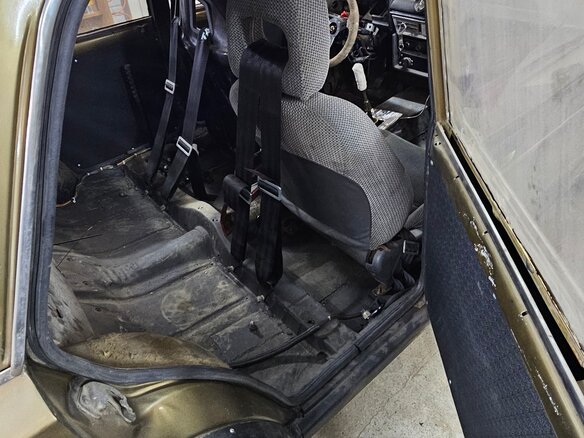 1997 Lada (ВАЗ) 2106 5-speed, коричневый, 175000 рублей - вид 8