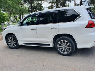 2017 Lexus LX 450d III Рестайлинг 2, белый, 8500000 рублей, вид 4