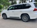 2017 Lexus LX 450d III Рестайлинг 2, белый, 8500000 рублей - вид 3