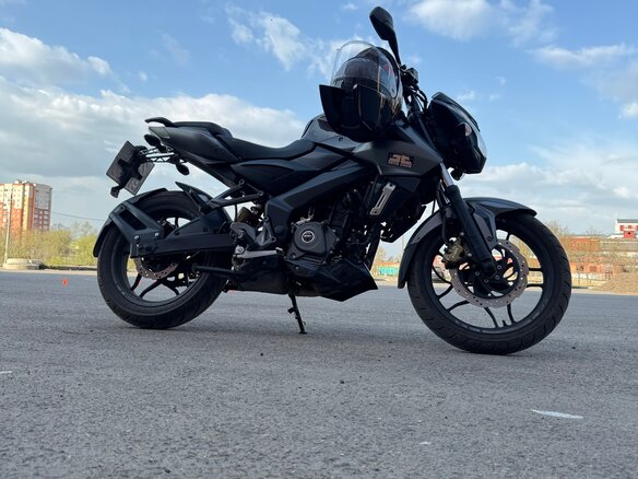 2019 Bajaj Pulsar NS 200, чёрный, 180000 рублей