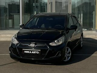 2013 Hyundai Solaris I, чёрный, 599000 рублей, вид 4