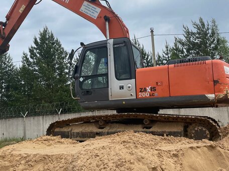 2011 Hitachi ZX200, оранжевый, 4100000 рублей, вид 5