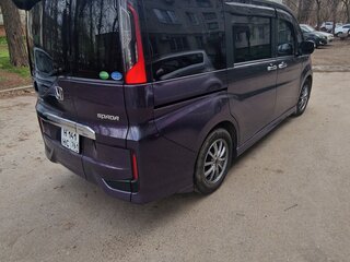 2016 Honda Stepwgn Spada V, фиолетовый, 2400000 рублей, вид 3