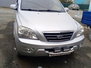 2008 Kia Sorento I Рестайлинг, серебристый, 1200000 рублей, вид 3