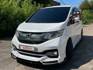 2015 Honda Stepwgn Spada V, белый, 2100000 рублей, вид 3