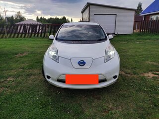 2012 Nissan Leaf I (ZE0/AZE0), белый, 870000 рублей, вид 5
