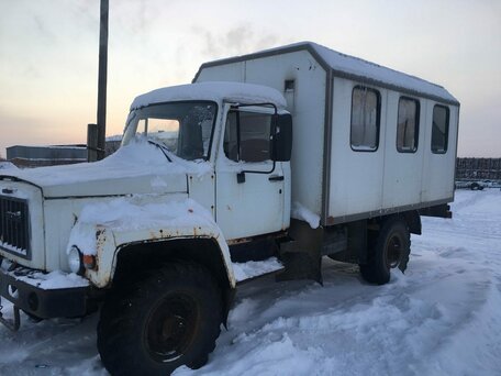 2004 ГАЗ 3308, белый, 330000 рублей, вид 2