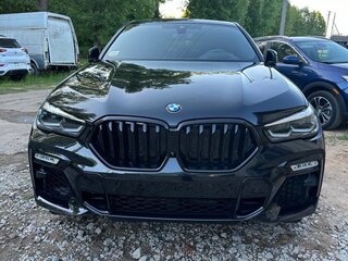 2021 BMW X6 40i III (G06), чёрный, 8600000 рублей, вид 2