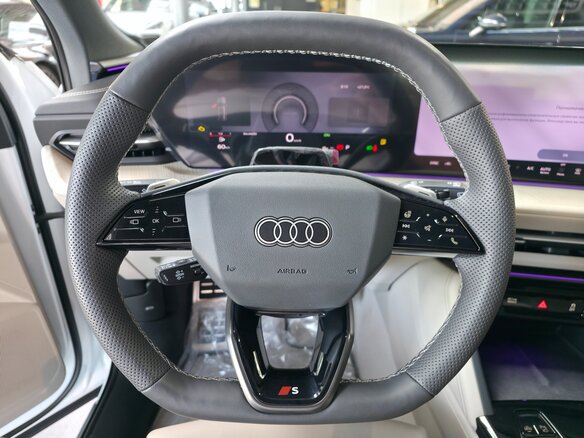 2026 Audi Q5 L III (GU), белый - вид 15