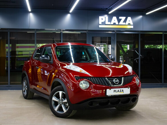 2011 Nissan Juke I, красный - вид 1
