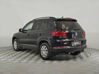 2013 Volkswagen Tiguan I Рестайлинг, чёрный, 825000 рублей, вид 3