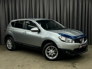 2011 Nissan Qashqai I Рестайлинг, серебристый, 859777 рублей, вид 2