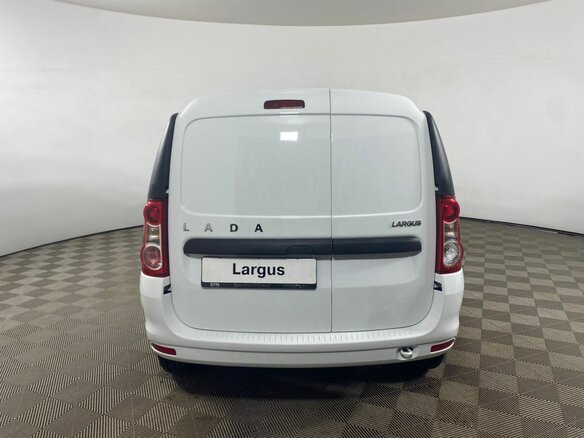 2026 Lada (ВАЗ) Largus I Рестайлинг, белый - вид 3
