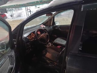 1999 Opel Zafira A, чёрный, 250000 рублей, вид 4