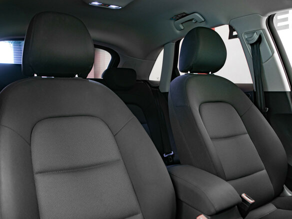 2015 Audi Q3 I (8U) Рестайлинг, голубой, 2125000 рублей - вид 27