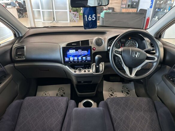 2011 Honda Stream II Рестайлинг, чёрный, 1599999 рублей - вид 16