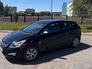 2015 Hyundai Solaris I Рестайлинг, чёрный, 950000 рублей, вид 5