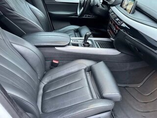 2016 BMW X5 50i III (F15), белый, 3250000 рублей, вид 4