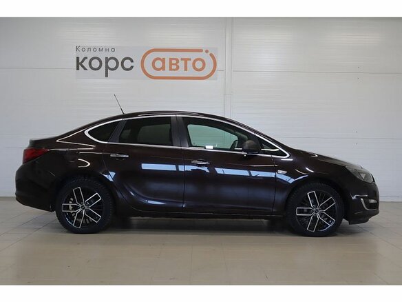 2013 Opel Astra J Рестайлинг, коричневый - вид 3