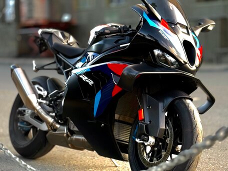 2025 BMW M 1000 RR, чёрный, 4100000 рублей, вид 1