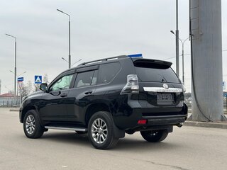 2017 Toyota Land Cruiser Prado 150 Series Рестайлинг 1, чёрный, 5100000 рублей, вид 5