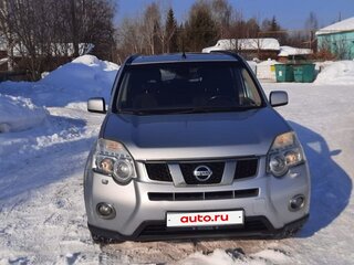 2011 Nissan X-Trail II Рестайлинг, серебристый, 1100000 рублей, вид 1