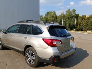 2018 Subaru Outback V Рестайлинг, бежевый, 2400000 рублей, вид 3
