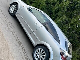 2007 Opel Astra GTC H Рестайлинг, серебристый, 400000 рублей, вид 3