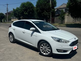2019 Ford Focus III Рестайлинг, белый, 1850000 рублей, вид 3