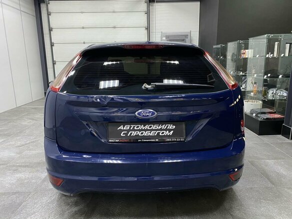 2010 Ford Focus II Рестайлинг, синий, 620000 рублей - вид 4