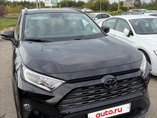 2021 Toyota RAV4 V (XA50), чёрный, 3590000 рублей, вид 1