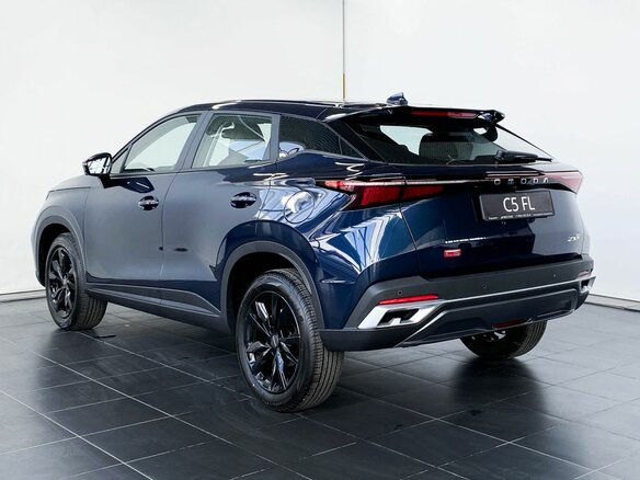 2024 Omoda C5 I Рестайлинг, синий, 2729900 рублей - вид 5