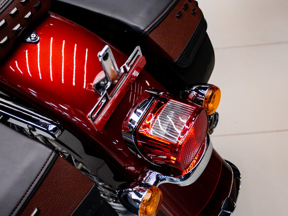 2023 Harley-Davidson Heritage, красный - вид 33