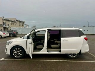 2020 Kia Carnival III, белый, 3000000 рублей, вид 4